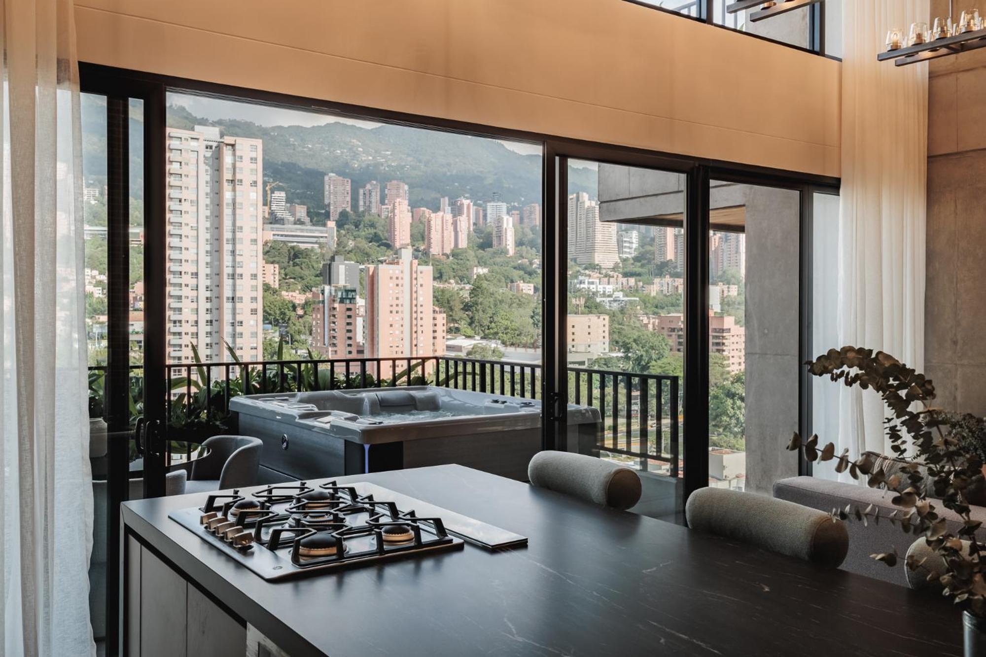 Apartment Lujosos En Edificio Morph En El Poblado Medellín